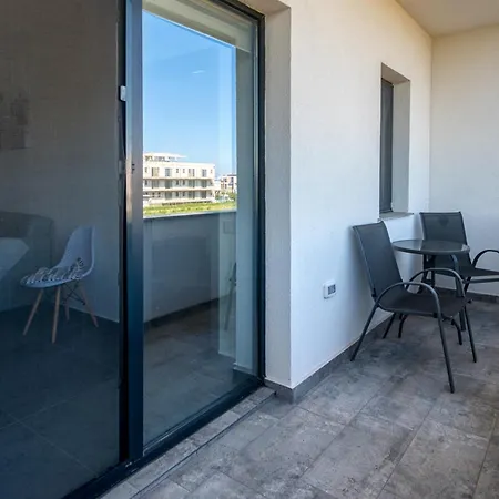 Apartment Grey Shell *