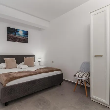 Apartment Grey Shell